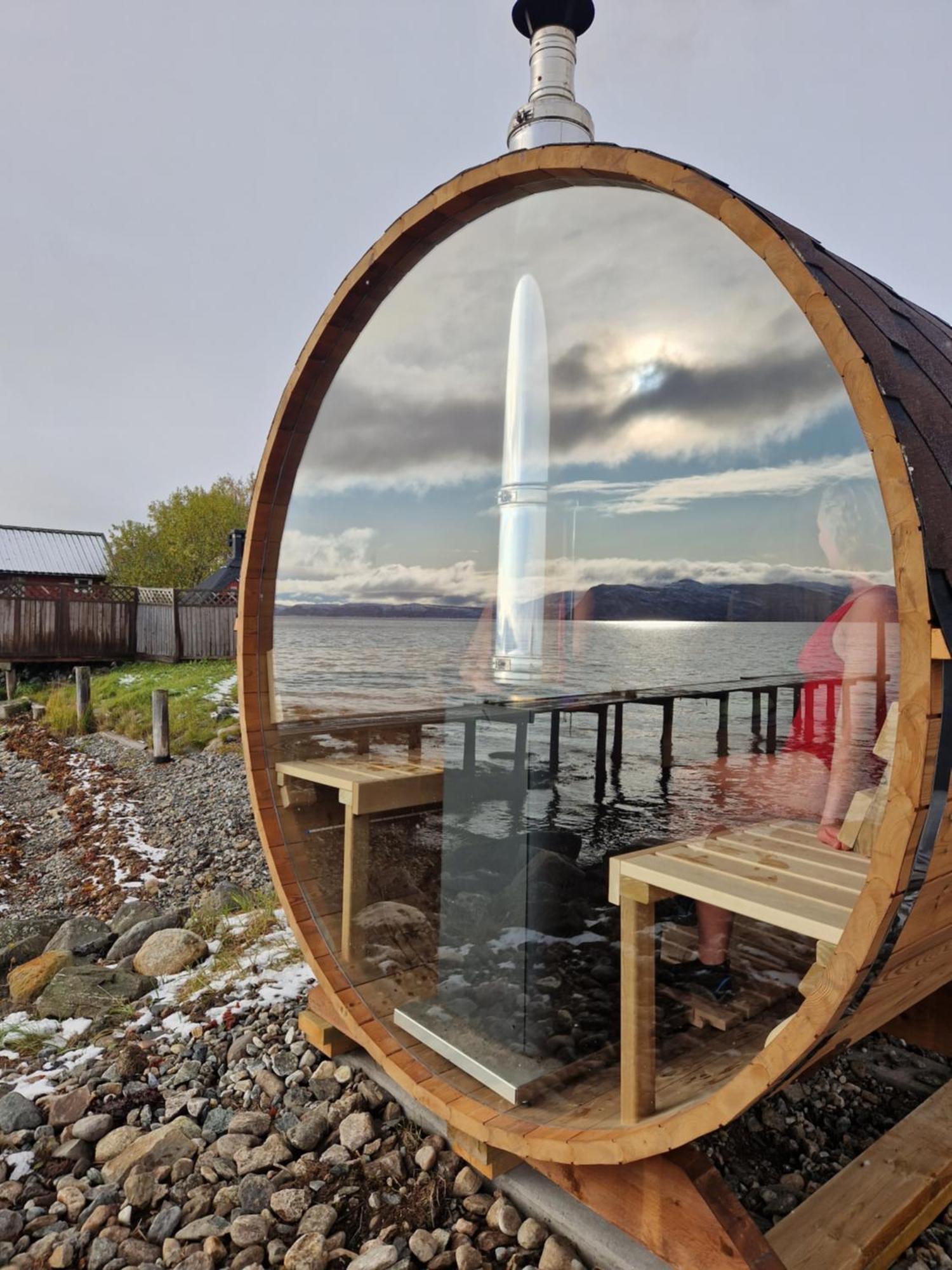 Yggdrasil Farmhotel Retreat, Spa & Yoga Straumsbukta ภายนอก รูปภาพ