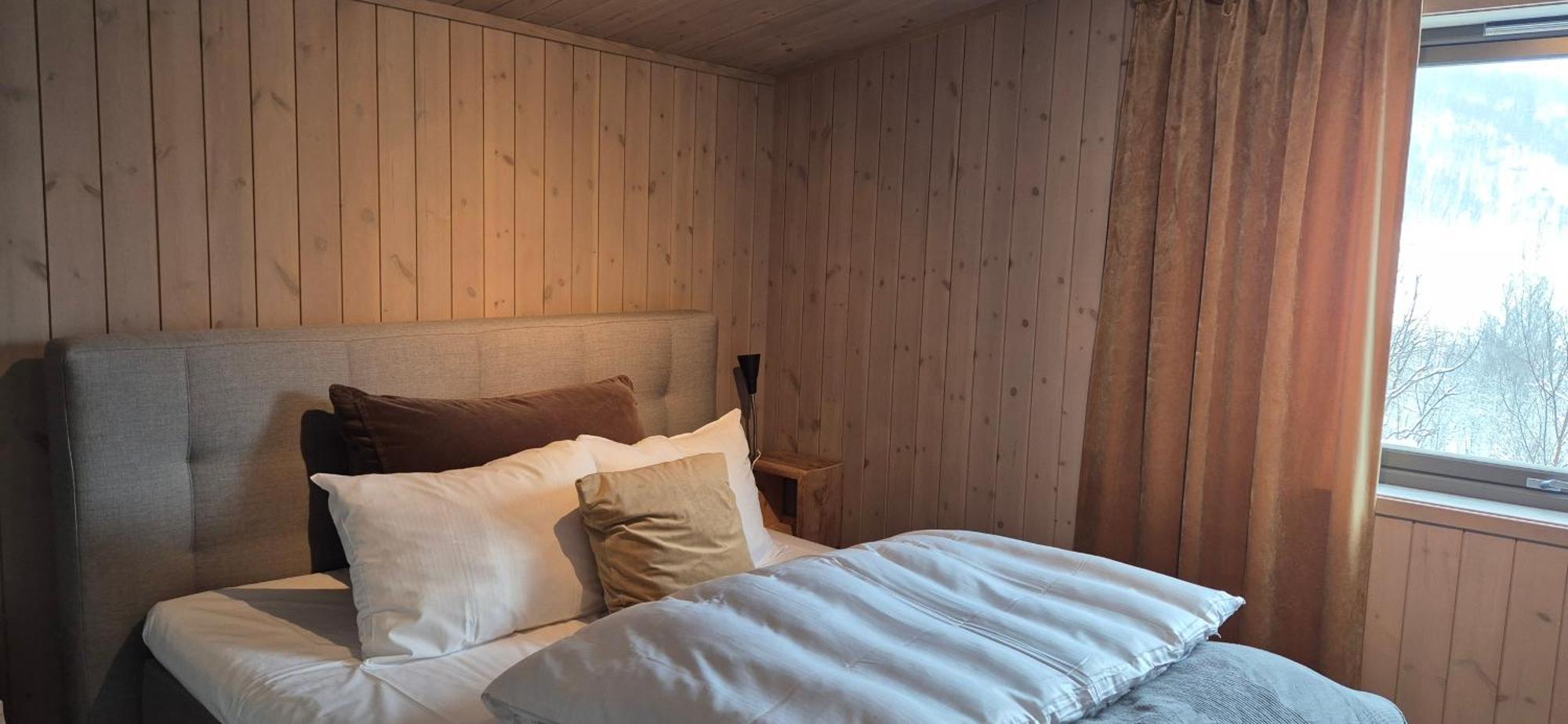 Yggdrasil Farmhotel Retreat, Spa & Yoga Straumsbukta ห้อง รูปภาพ